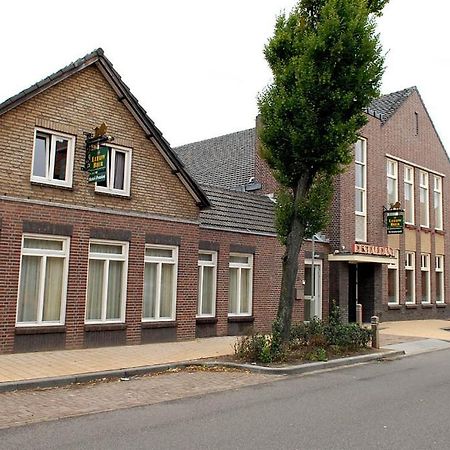 Hotel De Harmonie Linne ภายนอก รูปภาพ