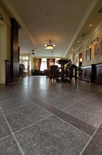 Hotel De Harmonie Linne ภายนอก รูปภาพ