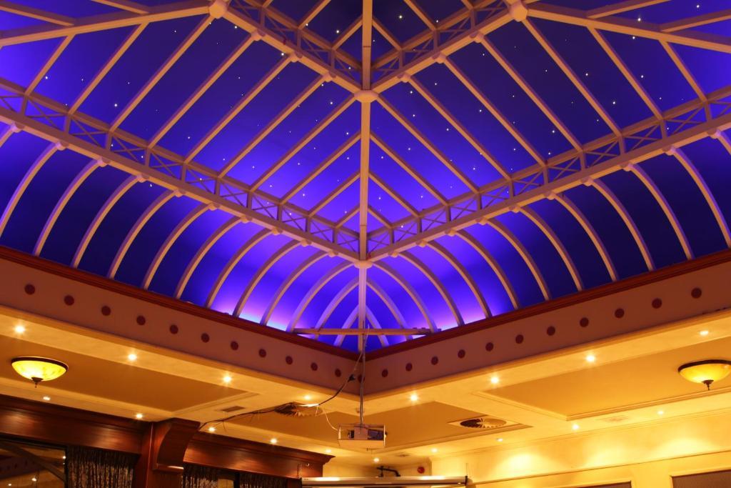 Hotel De Harmonie Linne ภายนอก รูปภาพ